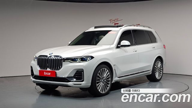 BMW X7 xDrive 40i Design Pure Excellence 6-Seater
