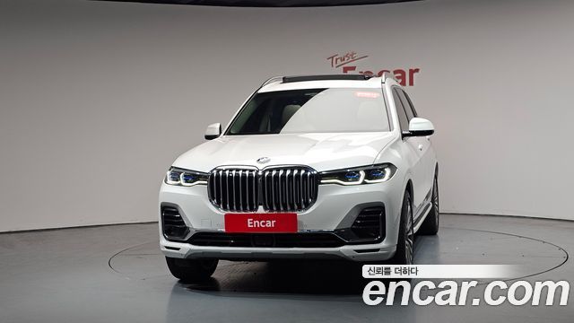 BMW X7 xDrive 40i Design Pure Excellence 6-Seater