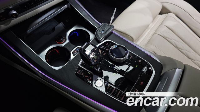 BMW X7 xDrive 40i Design Pure Excellence 6-Seater