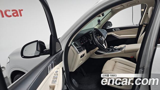 BMW X7 xDrive 40i Design Pure Excellence 6-Seater