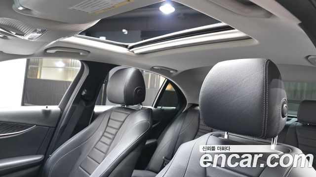Mercedes-Benz E-Class E220d Avantgarde