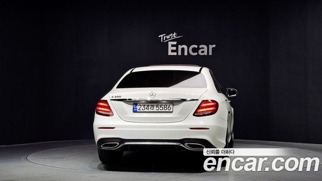 Mercedes-Benz E-Class E300 AMG Line