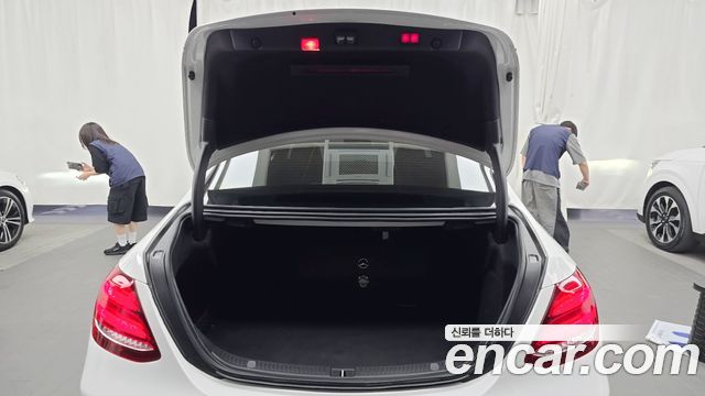 Mercedes-Benz E-Class E300 AMG Line