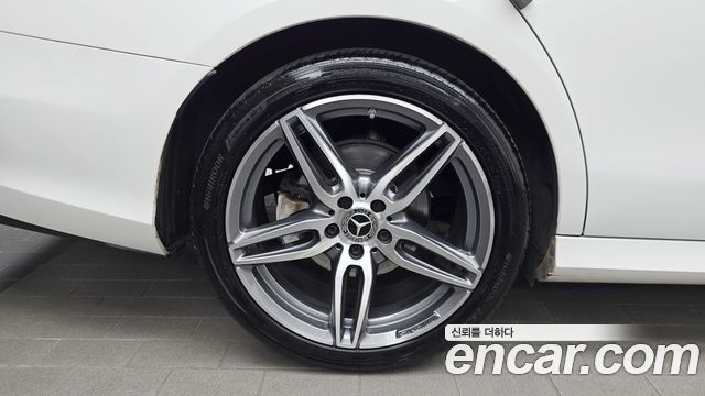 Mercedes-Benz E-Class E300 AMG Line