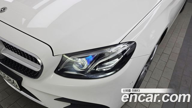 Mercedes-Benz E-Class E300 AMG Line