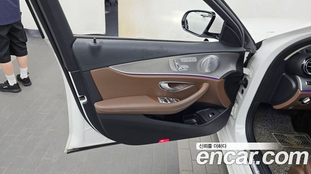 Mercedes-Benz E-Class E300 AMG Line