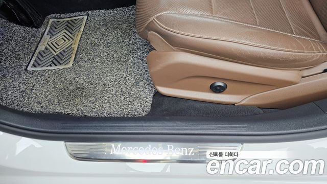 Mercedes-Benz E-Class E300 AMG Line