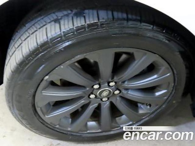 Land Rover Range Rover Velar 3.0 D300 R-Dynamic SE
