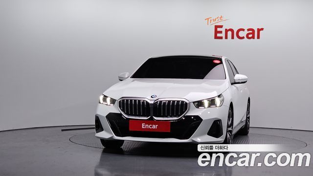BMW 5-Series 530i xDrive M Sport