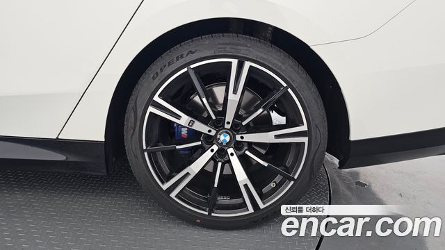 BMW 5-Series 530i xDrive M Sport