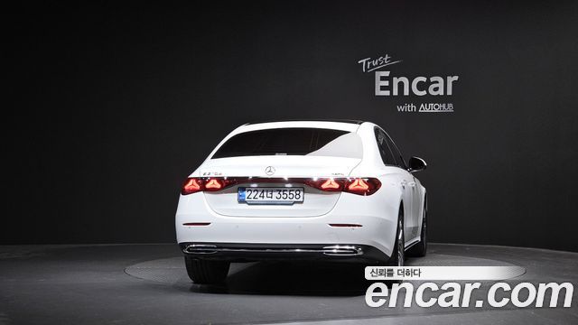 Mercedes-Benz E-Class E220d 4MATIC Exclusive