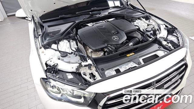 Mercedes-Benz E-Class E220d 4MATIC Exclusive