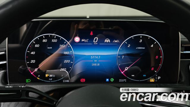 Mercedes-Benz E-Class E220d 4MATIC Exclusive