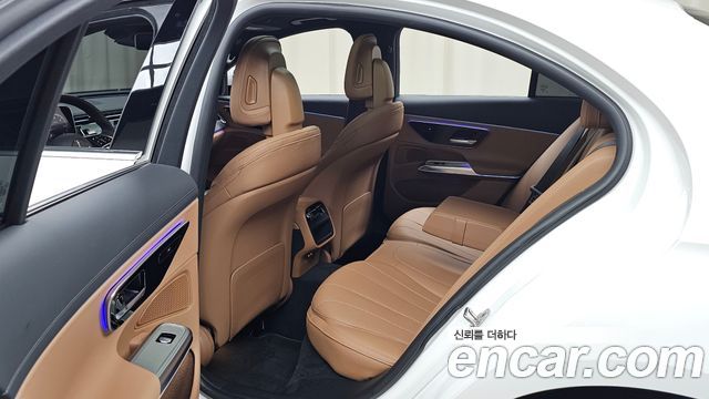 Mercedes-Benz E-Class E220d 4MATIC Exclusive