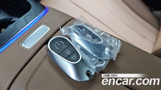 Mercedes-Benz E-Class E220d 4MATIC Exclusive