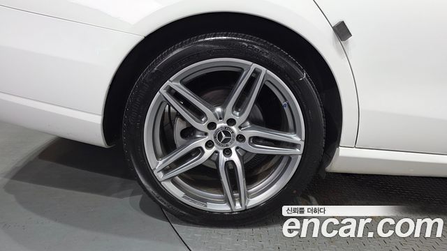 Mercedes-Benz E-Class E250 Avantgarde