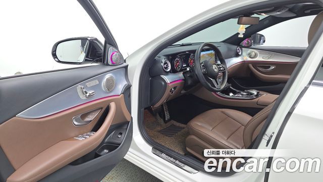 Mercedes-Benz E-Class E250 Avantgarde