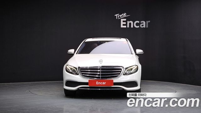Mercedes-Benz E-Class E220d Exclusive