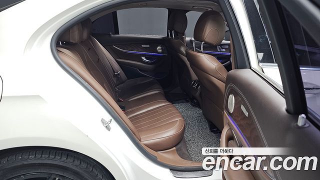 Mercedes-Benz E-Class E220d Exclusive