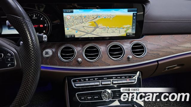 Mercedes-Benz E-Class E220d Exclusive