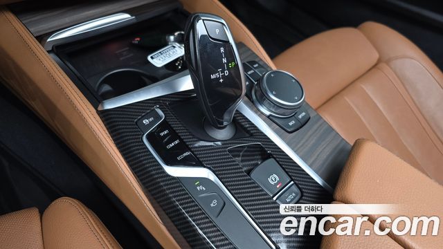 BMW 5-Series 520d M Sport Package Plus