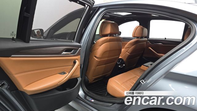 BMW 5-Series 520d M Sport Package Plus