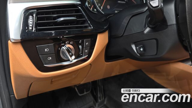 BMW 5-Series 520d M Sport Package Plus