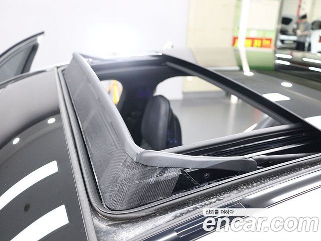 Mercedes-Benz E-Class E300 4MATIC AMG Line