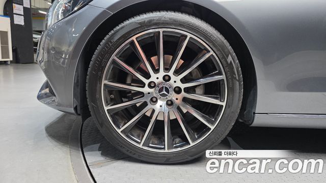Mercedes-Benz C-Class C200 Avantgarde
