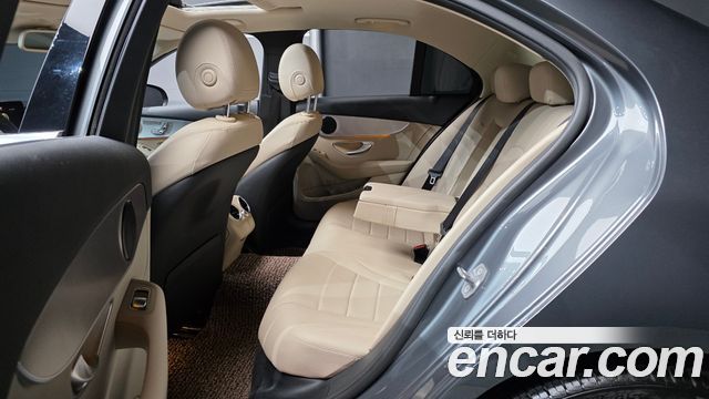 Mercedes-Benz C-Class C200 Avantgarde