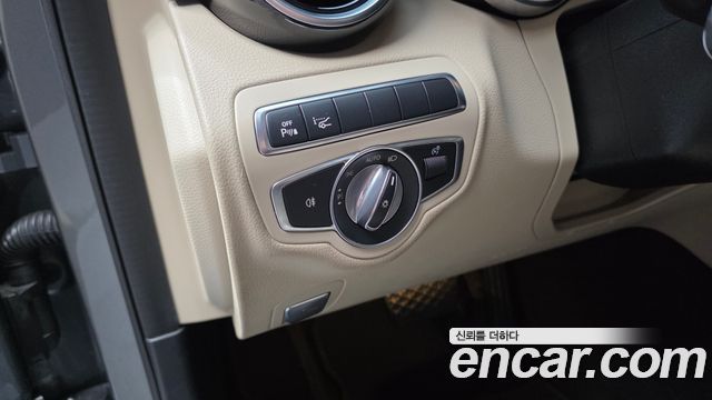 Mercedes-Benz C-Class C200 Avantgarde