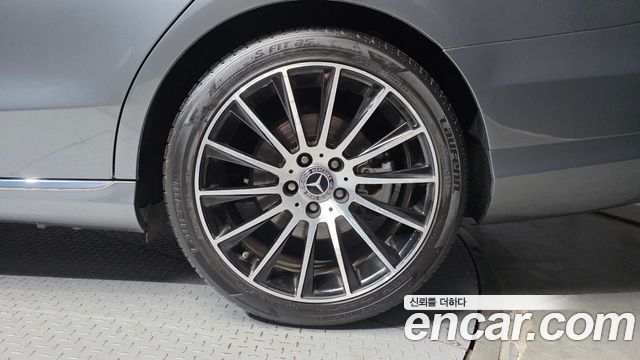 Mercedes-Benz C-Class C200 Avantgarde