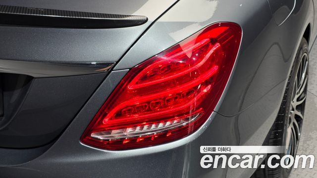 Mercedes-Benz C-Class C200 Avantgarde