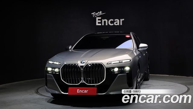 BMW 7-Series 740i xDrive M Sport Limited