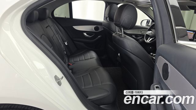 Mercedes-Benz C-Class C200 Avantgarde