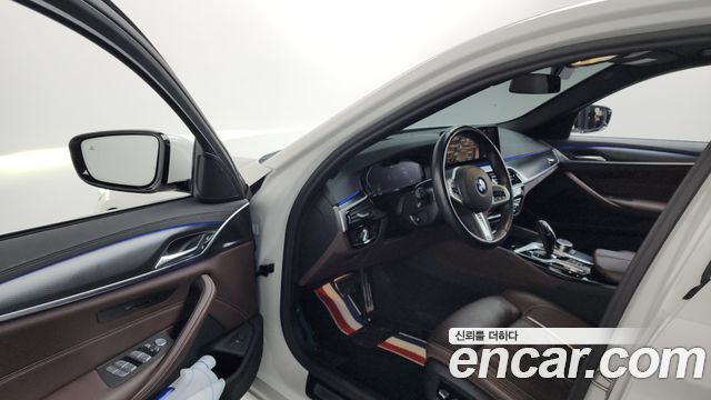 BMW 5-Series 523d xDrive M Sport