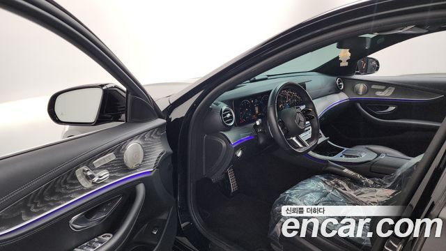 Mercedes-Benz E-Class E350 4MATIC AMG Line