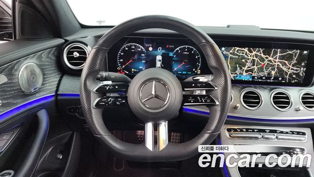 Mercedes-Benz E-Class E350 4MATIC AMG Line