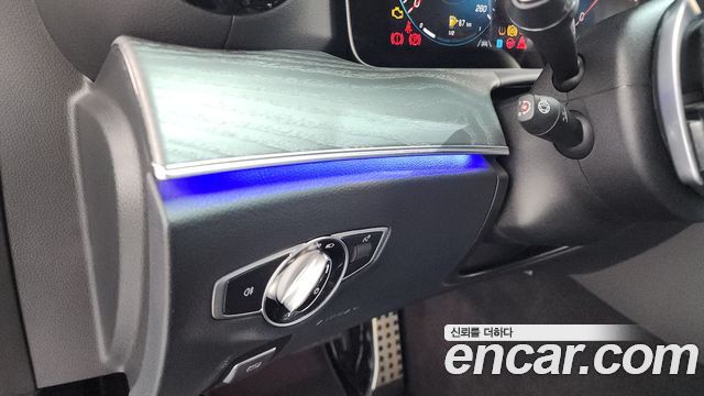 Mercedes-Benz E-Class E350 4MATIC AMG Line