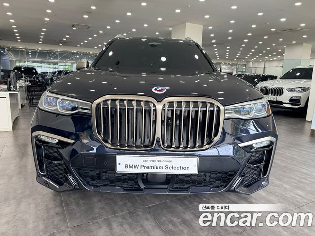 BMW X7 M50i 6STR