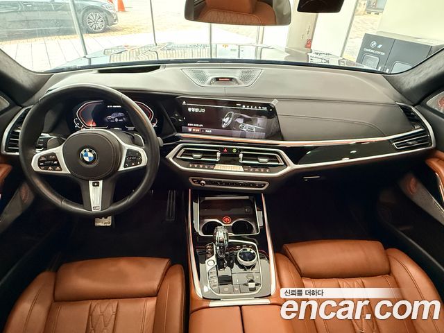 BMW X7 M50i 6STR