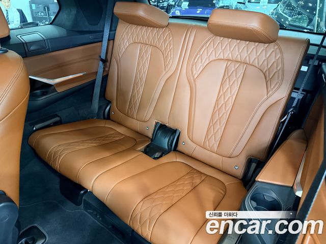 BMW X7 M50i 6STR