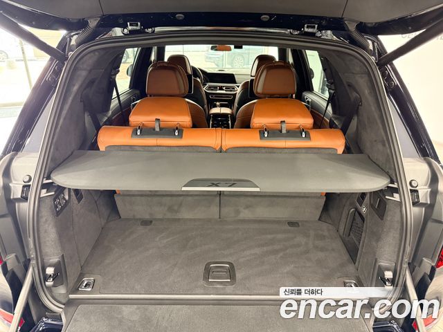 BMW X7 M50i 6STR