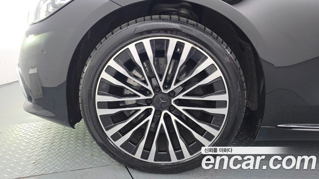Mercedes-Benz S-Class S580L 4MATIC