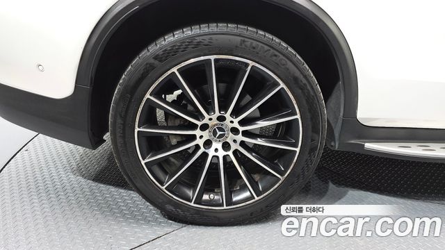 Mercedes-Benz GLC-Class GLC220 d 4MATIC Premium Coupe