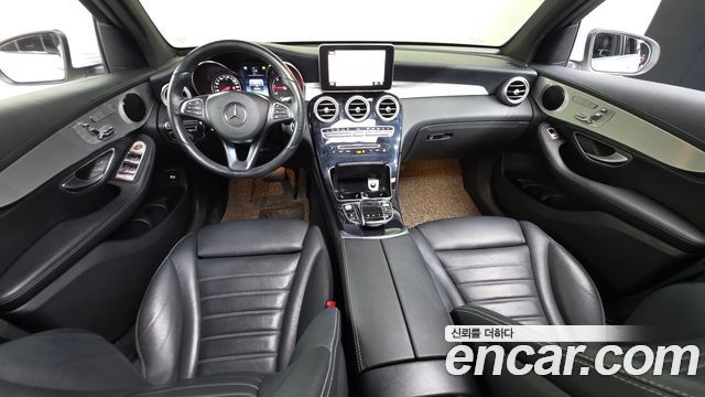 Mercedes-Benz GLC-Class GLC220 d 4MATIC Premium Coupe