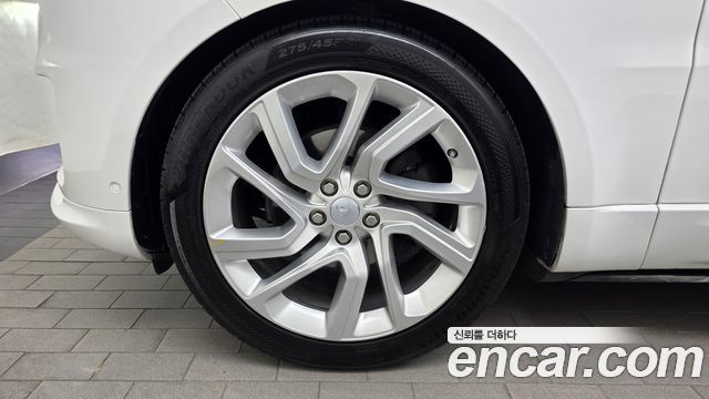 Land Rover Range Rover Sport 3.0 SDV6 HSE Dynamic