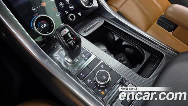 Land Rover Range Rover Sport 3.0 SDV6 HSE Dynamic