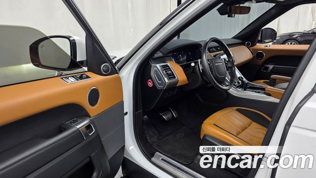 Land Rover Range Rover Sport 3.0 SDV6 HSE Dynamic