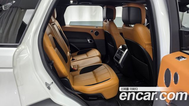 Land Rover Range Rover Sport 3.0 SDV6 HSE Dynamic